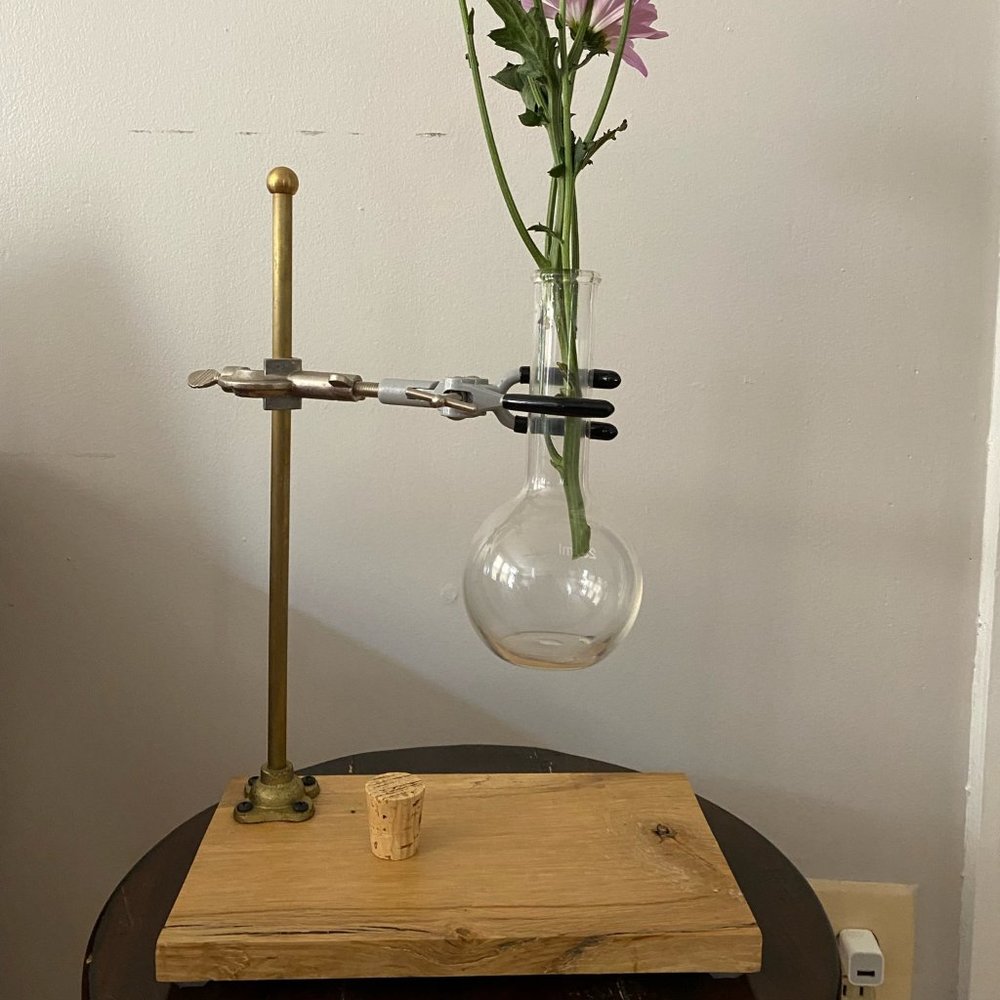 Flower vase